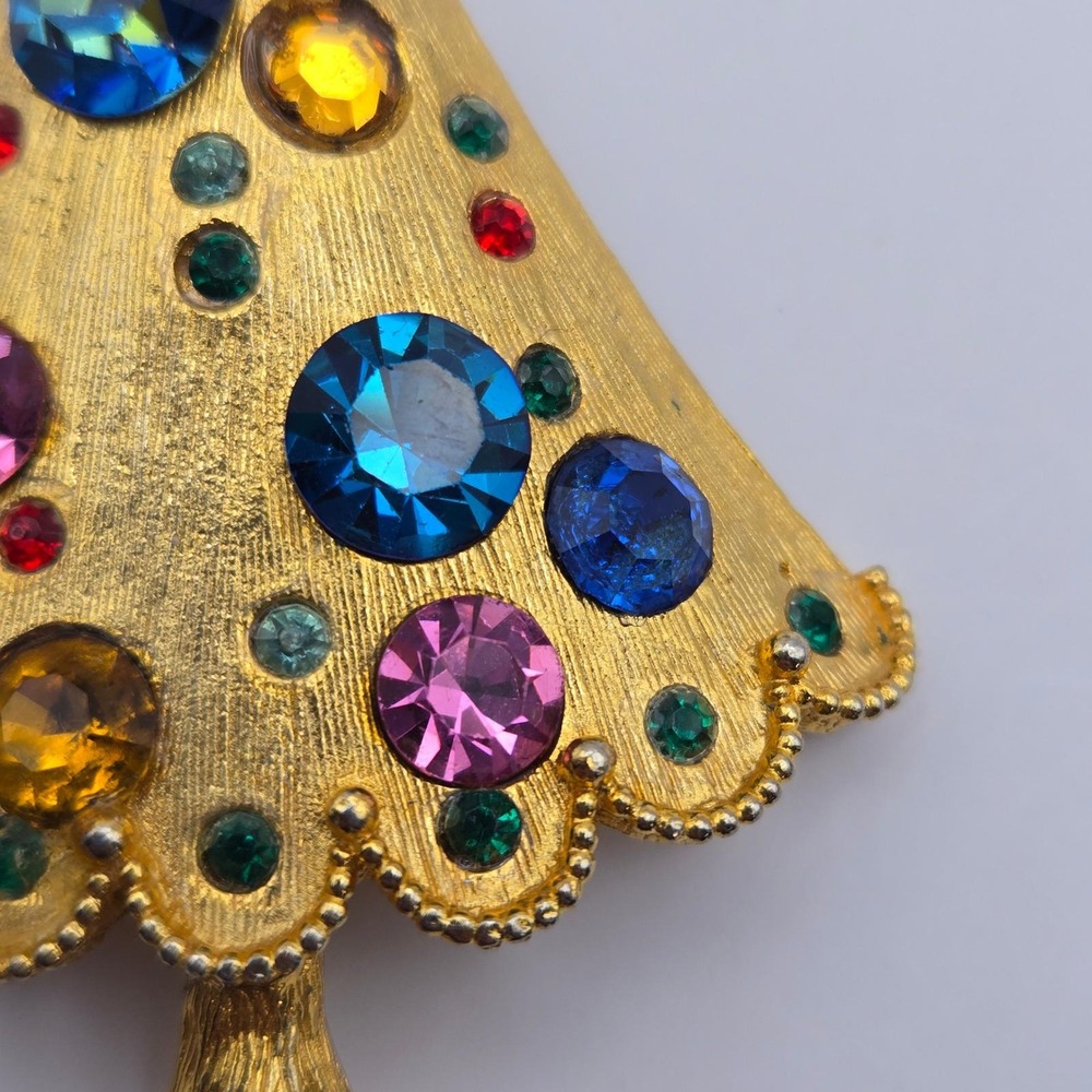 WEISS Vintage Christmas Tree Brooch Rhinestone Gold Tone Holiday Pin As Is - Picture 8 of 12